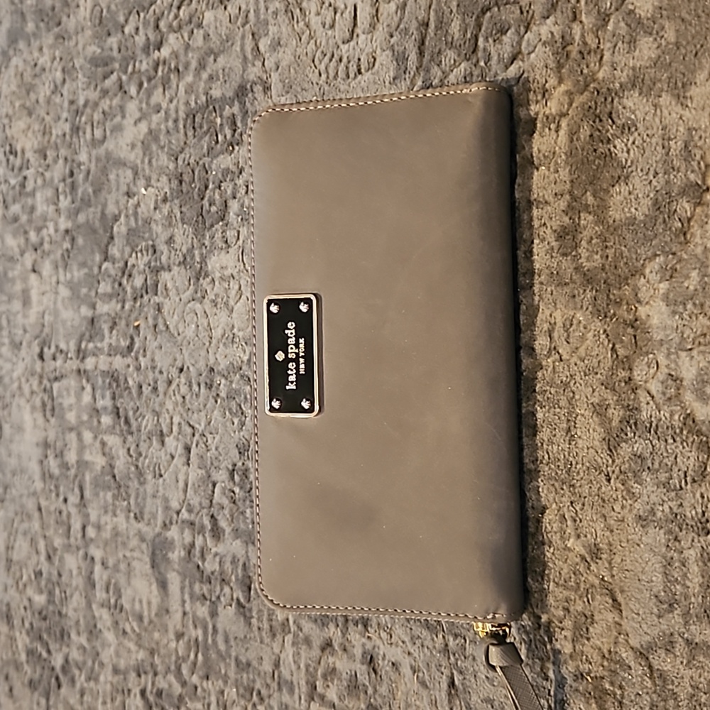 Kate spade ♠️ nylon wallet